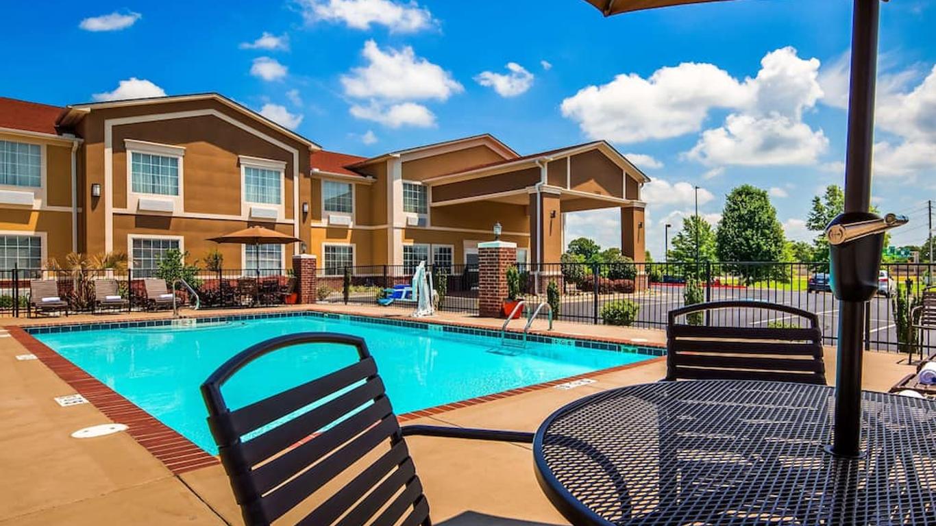 Best Western Sherwood Inn & Suites