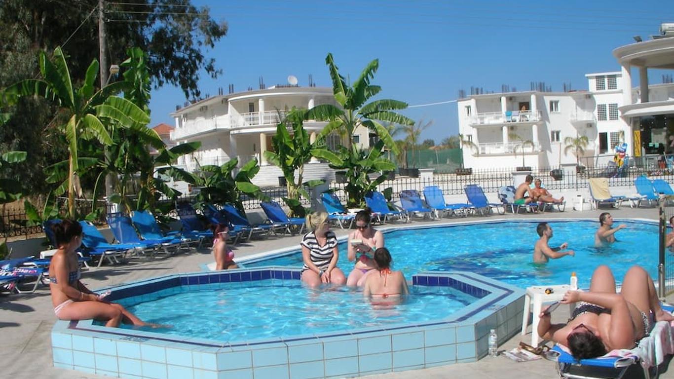 Mariana Hotel