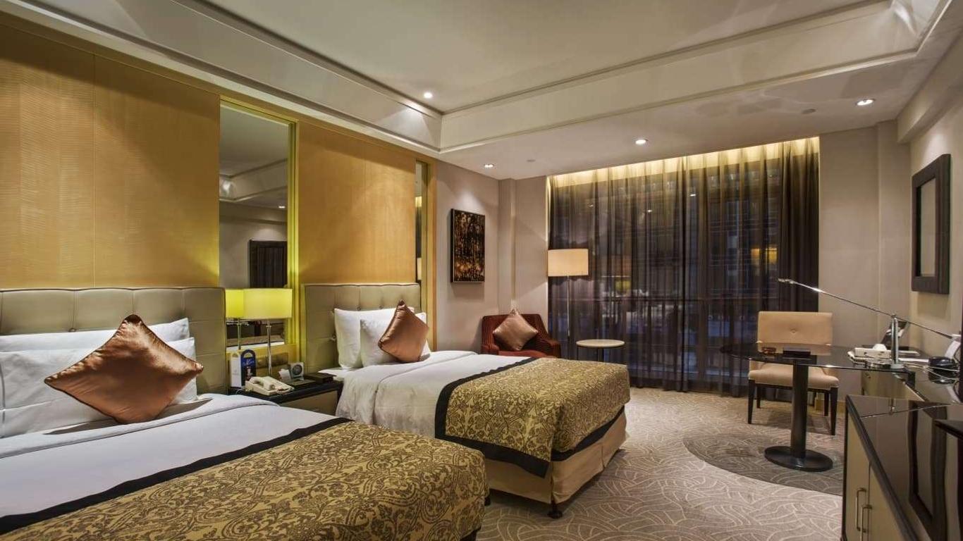 Wyndham Grand Plaza Royale Ningbo