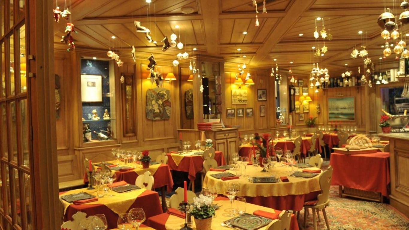 Hotel Restaurant Les Pins logis