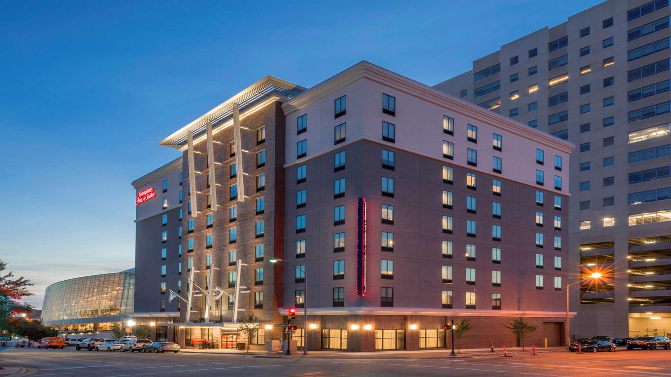 Hampton Inn and Suites Tulsa Downtown