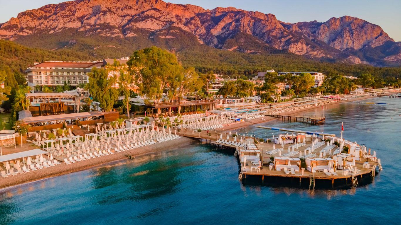 DoubleTree by Hilton Antalya-Kemer