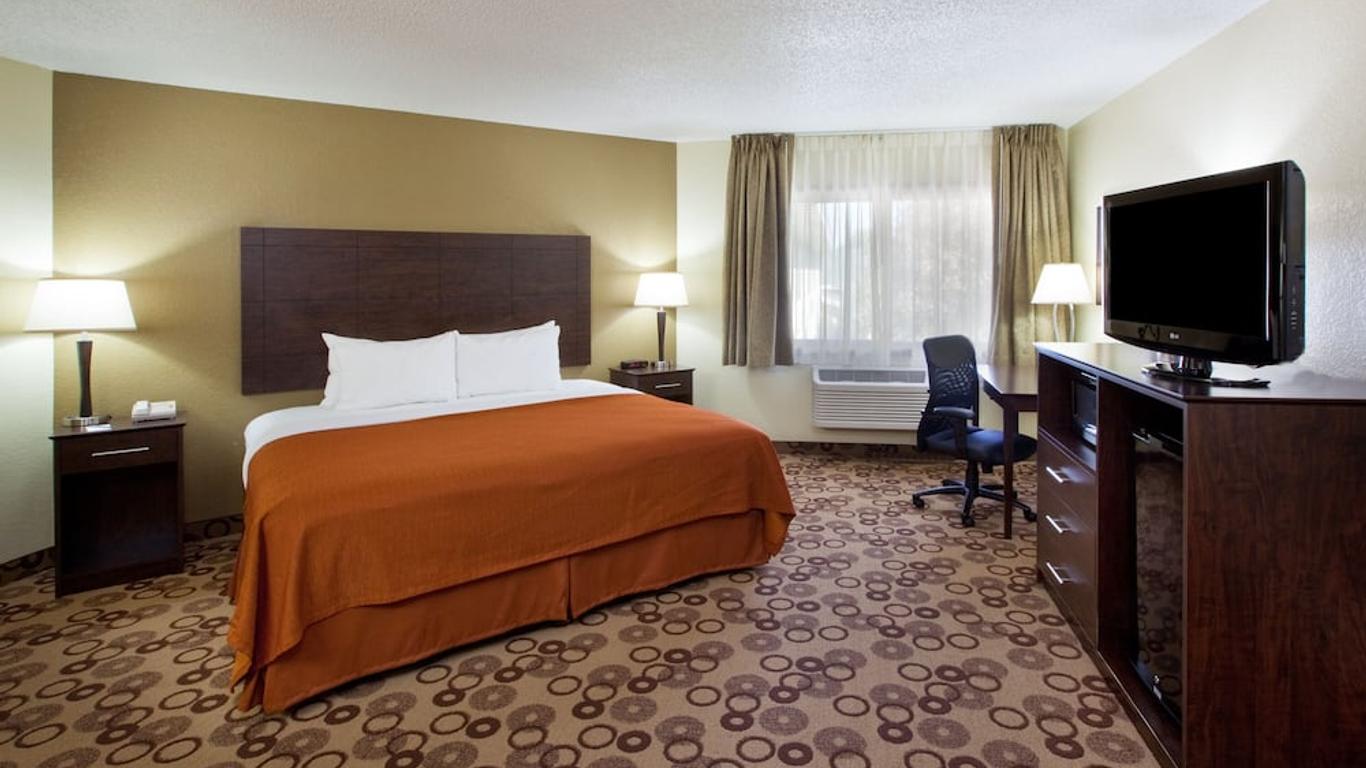 AmericInn by Wyndham Cedar Falls