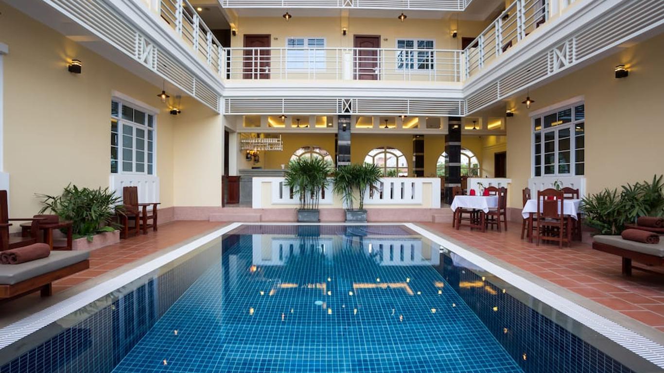 Grand Bayon Siem Reap Hotel