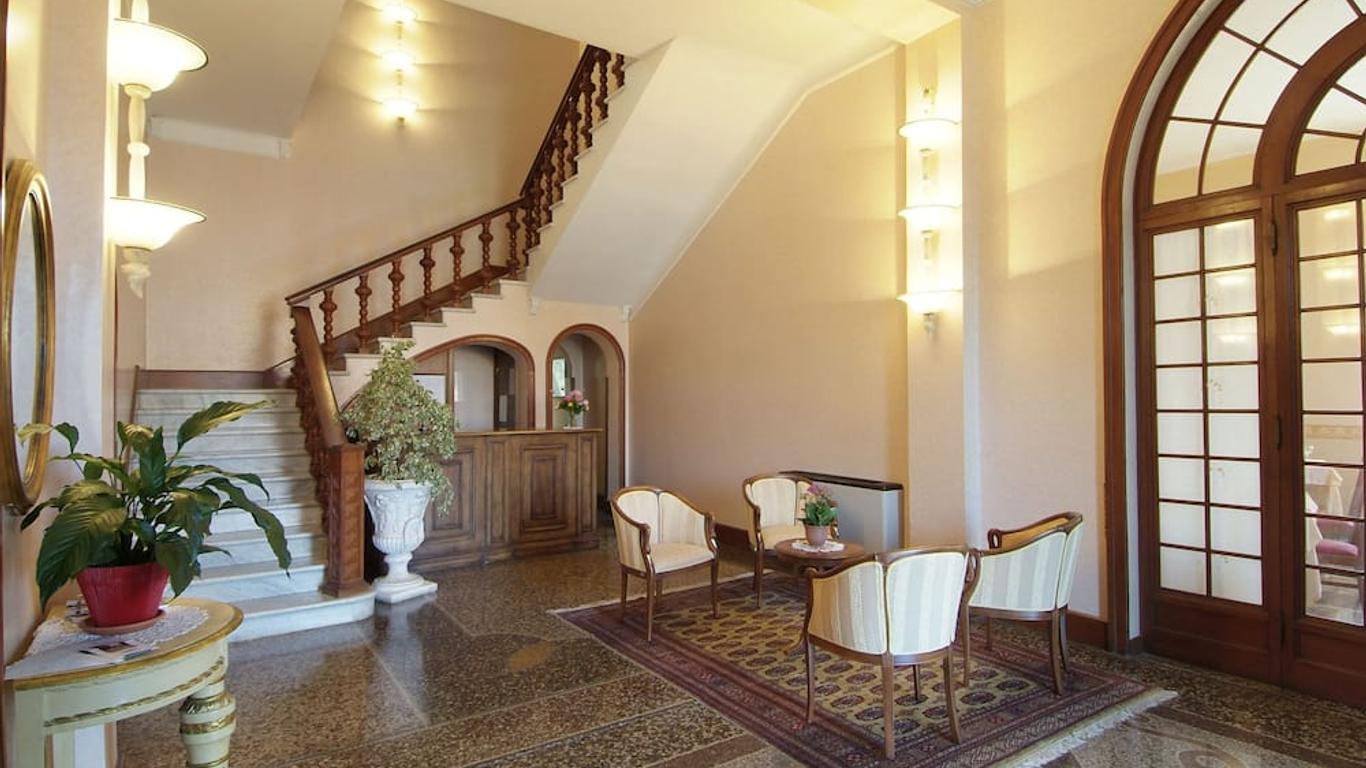 Hotel Villa Fieschi