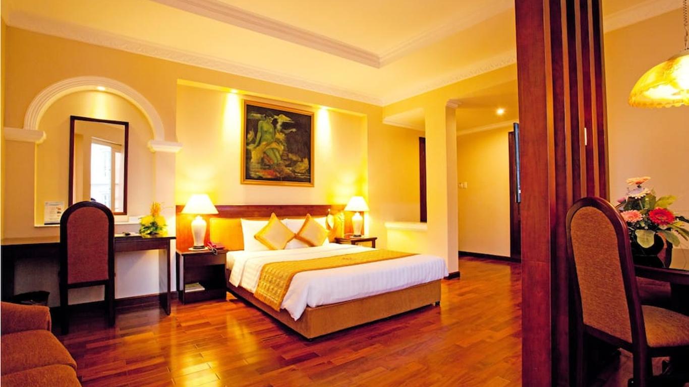 Huong Sen Hotel