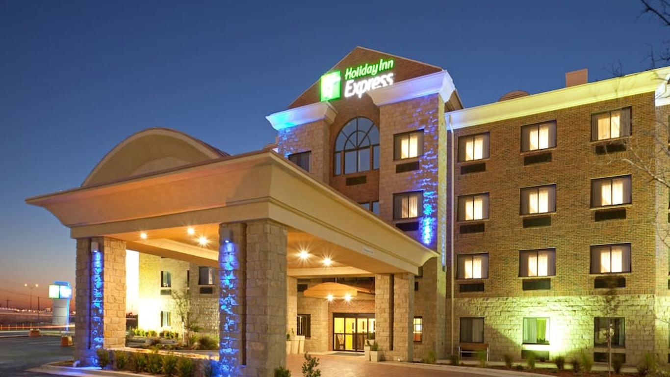 Holiday Inn Express & Suites Lubbock West, An IHG Hotel