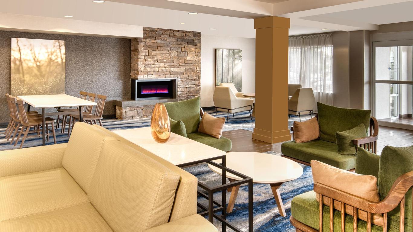 Fairfield Inn and Suites by Marriott Toronto Brampton